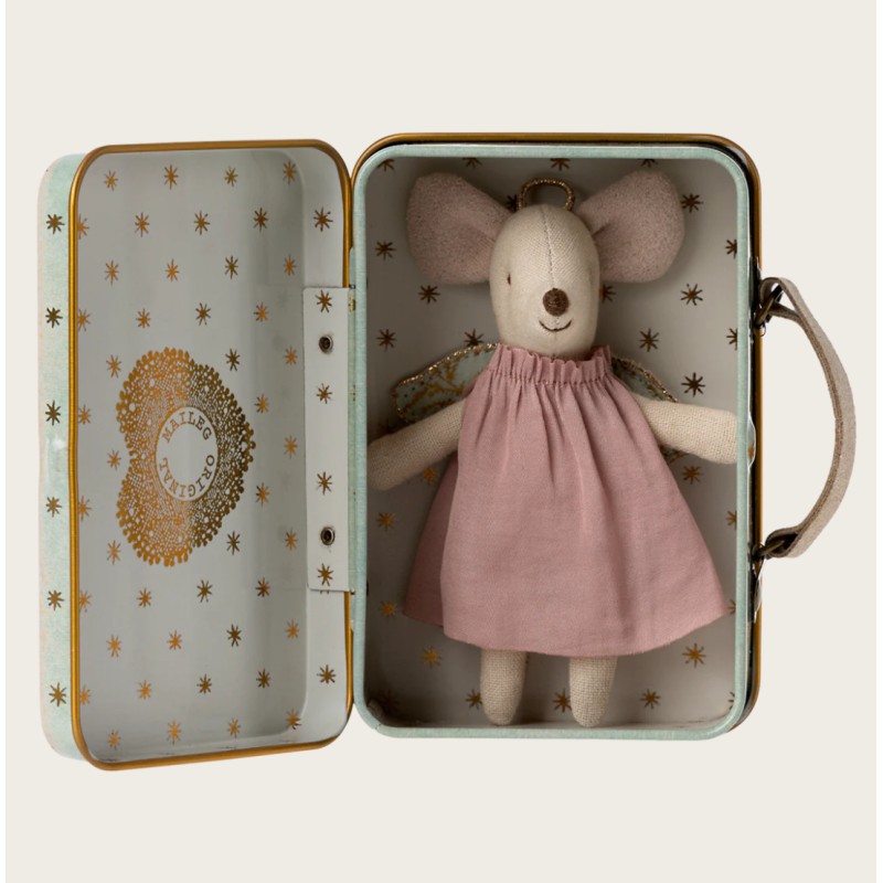 Souris ange petite soeur dans valisette