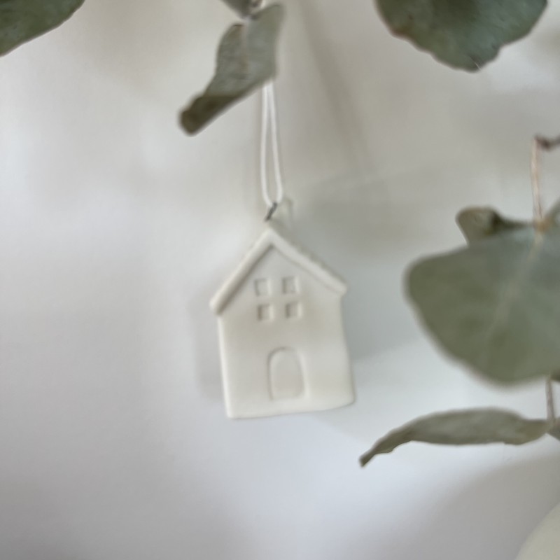 Maison porcelaine à suspendre
